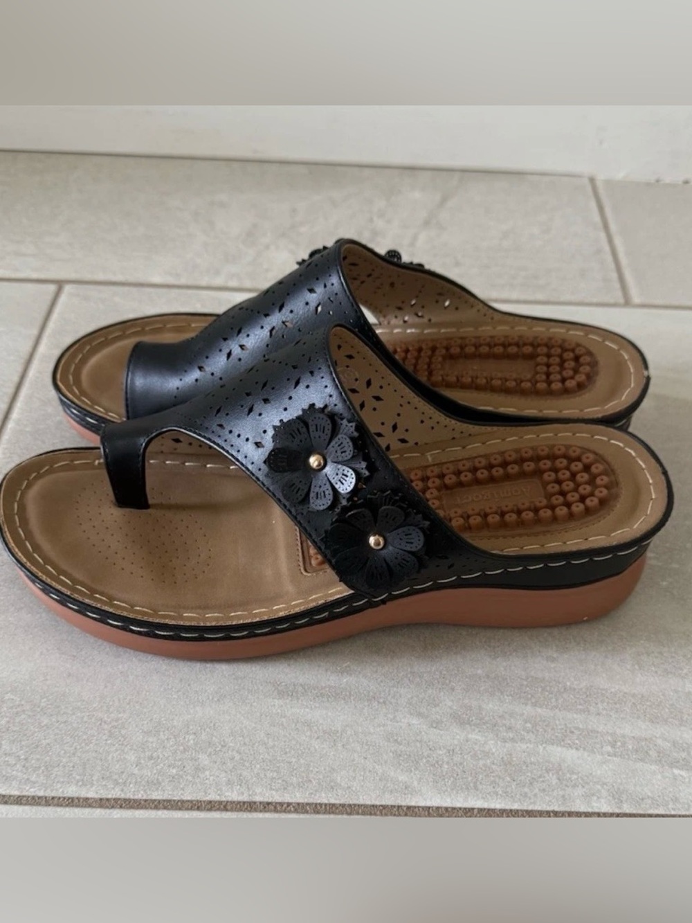 Aomigoct Black Floral Comfort Wedge Thong Sandals Massage Footbed Size 39